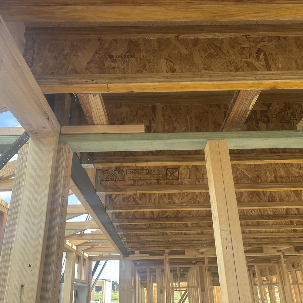 Trusses on the wrong walls and bracing that was never fitted in Kalkallo